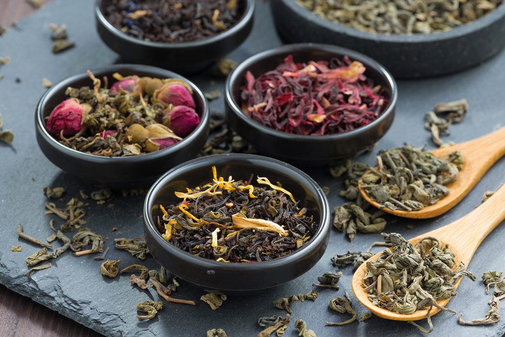 Experience the Ultimate Tea Upgrade: The Top 5 Advantages of Drinking Loose-Leaf Tea