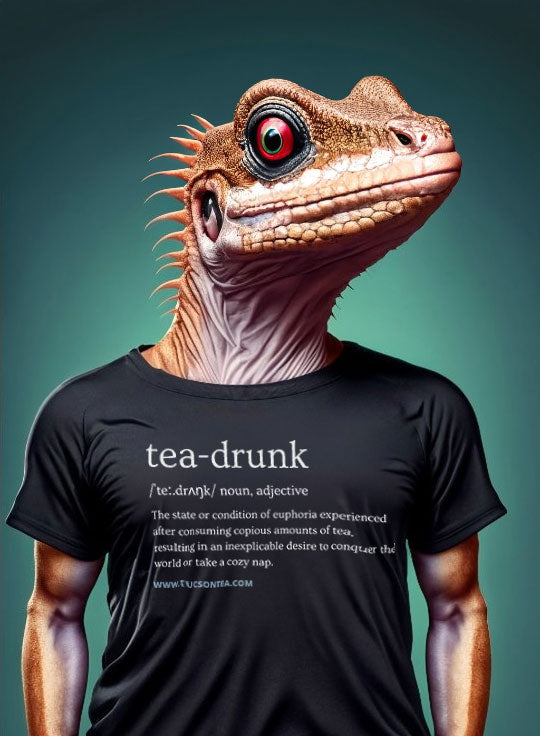 Tucson Arizona lizard wearing a Tucson Tea Company t-shirt with tea drunk definition.