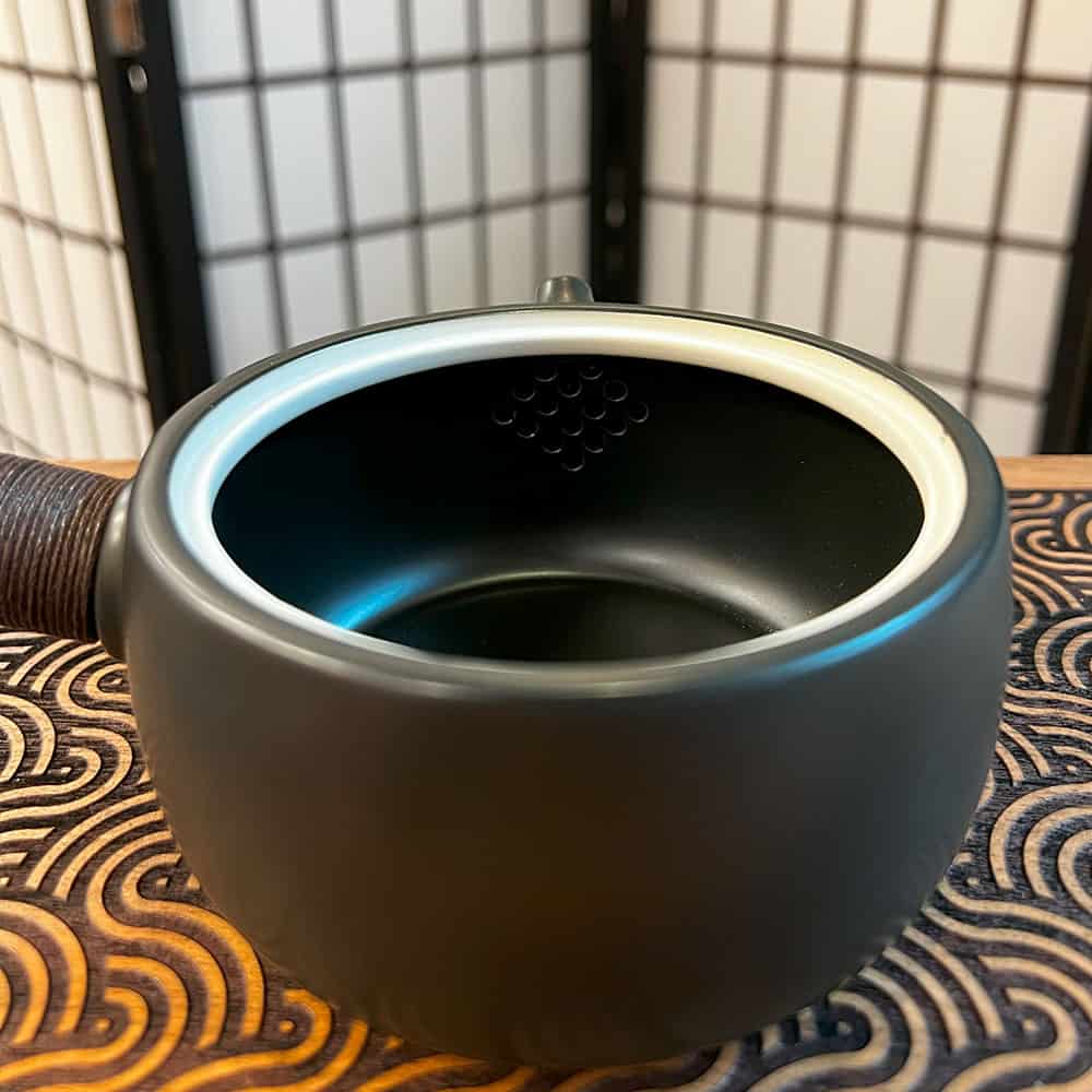 
                  
                    Japanese Black Side Handle Teapot (12 oz)
                  
                