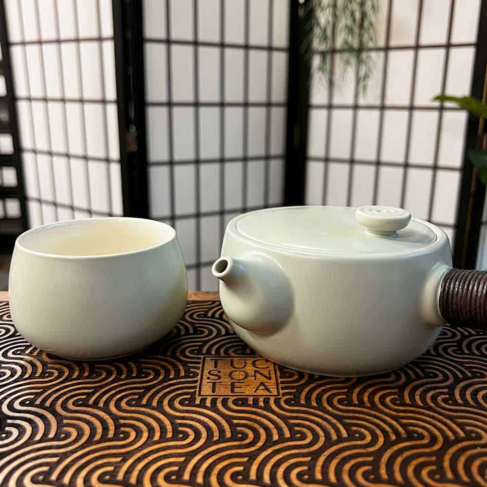 
                  
                    Japanese Misty Green Side Handle Teapot (12 oz)
                  
                