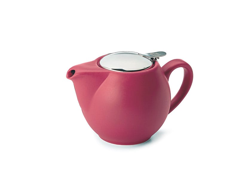 
                  
                    Saara porcelain teapot 16.9 oz in matte berry red color
                  
                