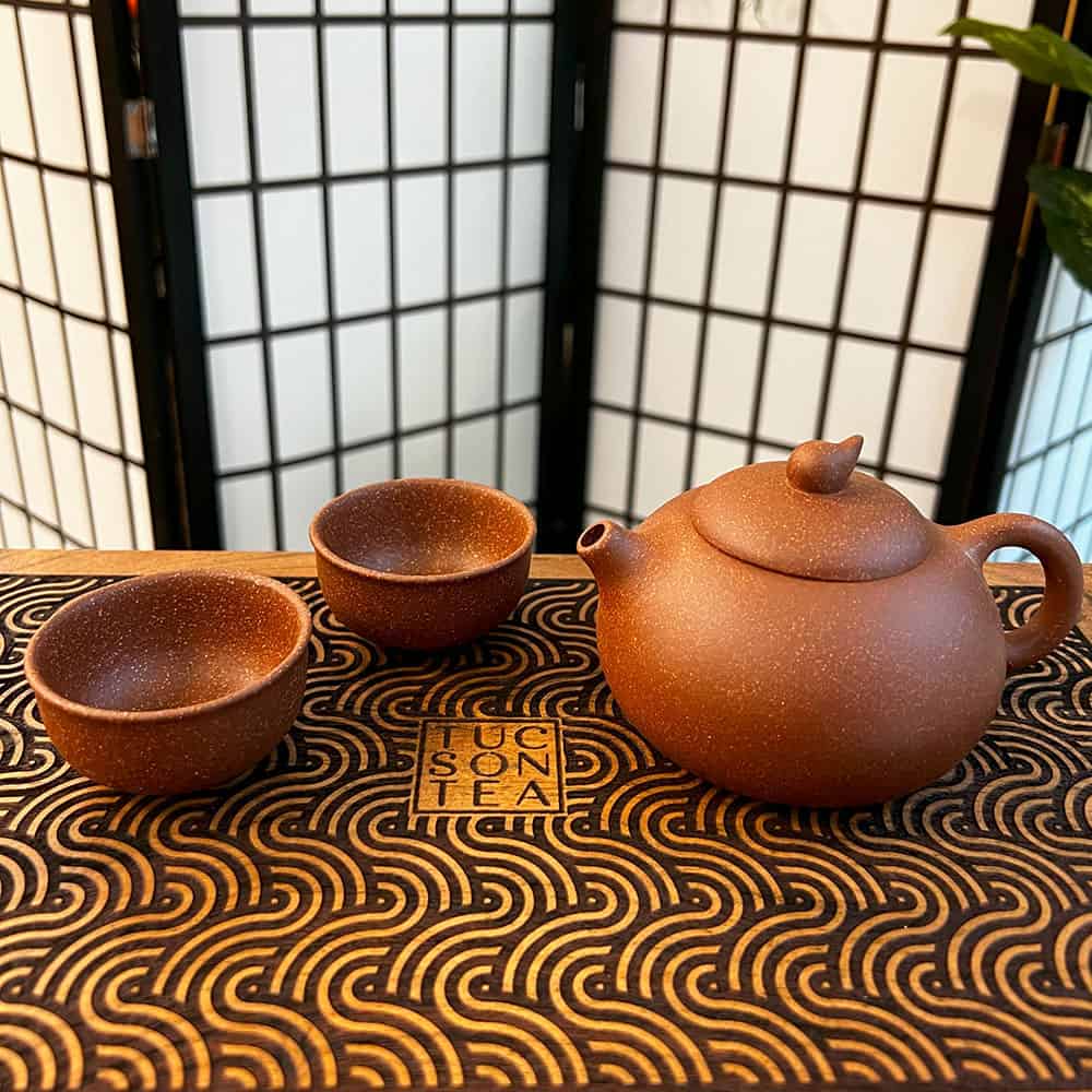 Yixing red clay cloud teapot with 2 cups