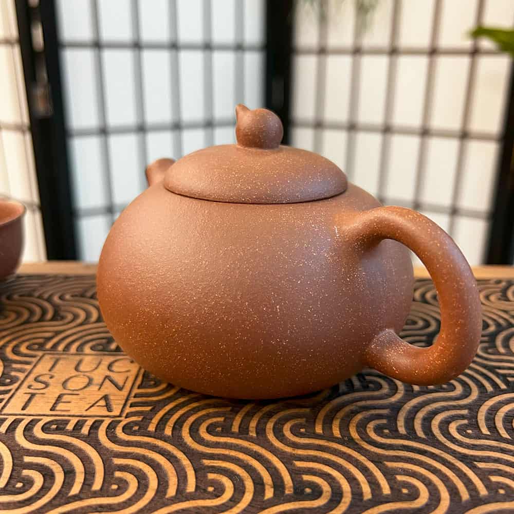 Yixing red clay cloud teapot with 2 cups